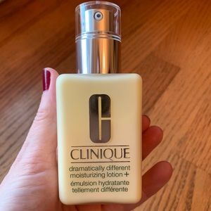 NEW IN BOX Clinique Lotion
